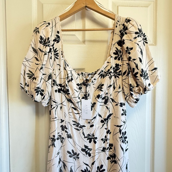 ASTR The Label - Picture 2 of 6